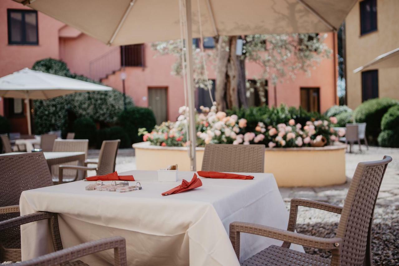 Borgo Venecca Aparthotel ฟอนเตบลันดา ภายนอก รูปภาพ